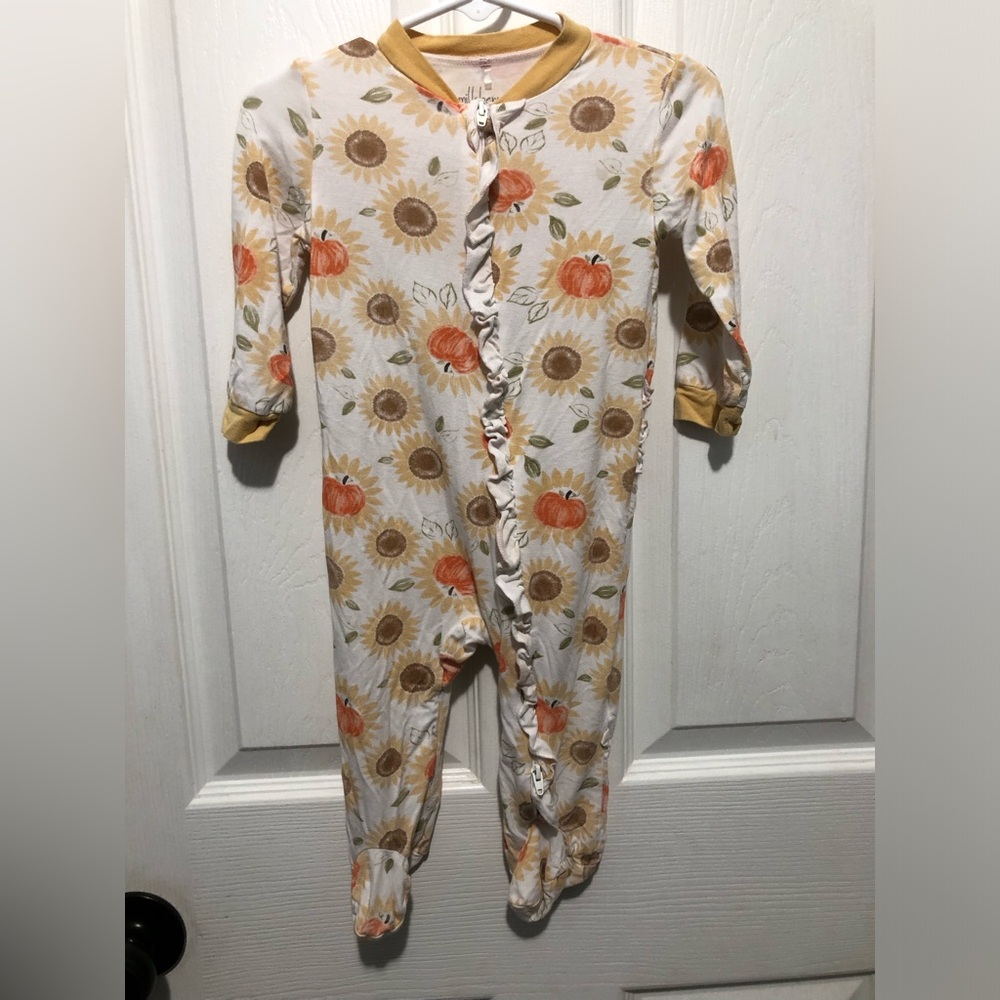 Milkberry Bamboo Sunflower & Pumpkin Ruffle One-Piece Pajamas 6-9 months
